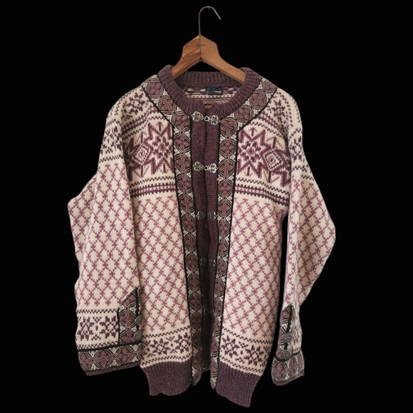 Dale of Norway Sweaters - Vintage DALE OF NORWAY Sz 42 Ski Nordic Fair Isle Purple Wool Sweater READ FLAWS